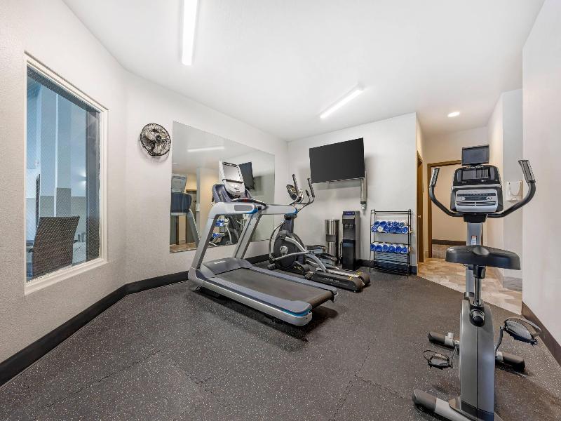Edgewater Inn And Suites,Coos Bay image