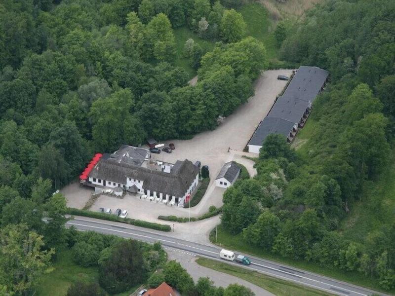 Bromølle Kro image