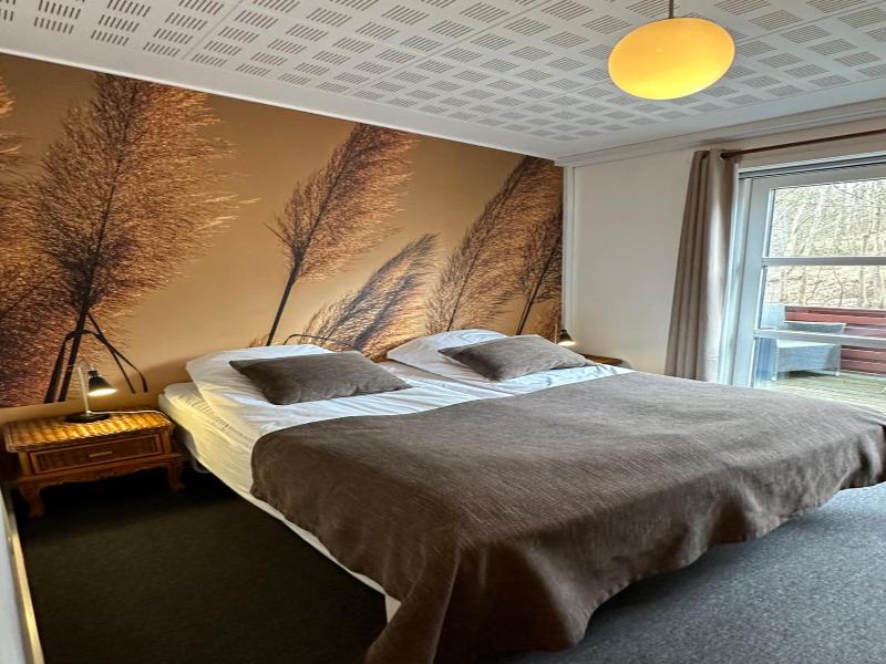 Bromølle Kro image