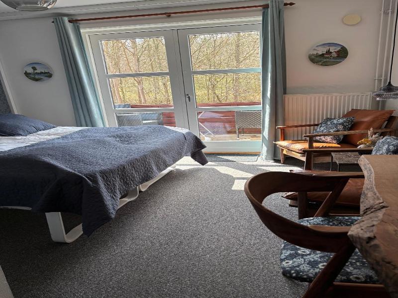 Bromølle Kro image
