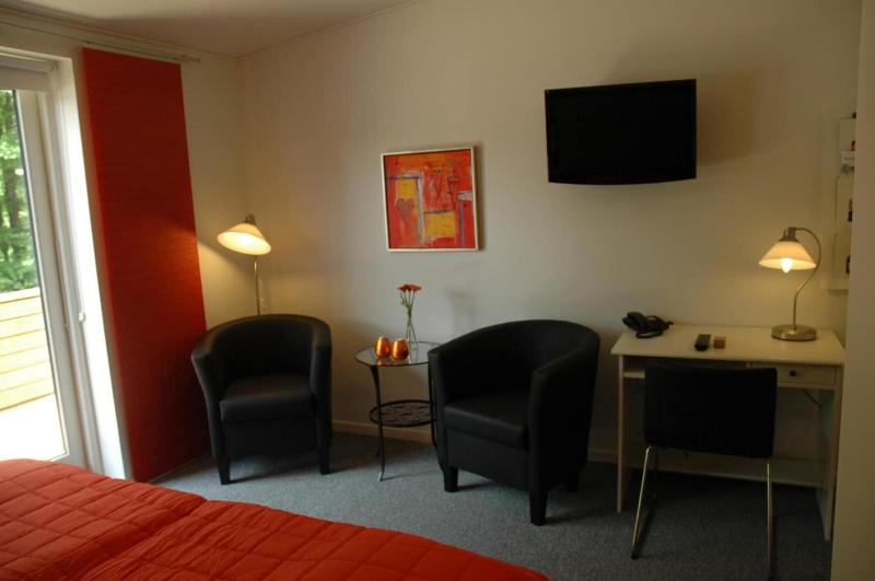 Bromølle Kro image
