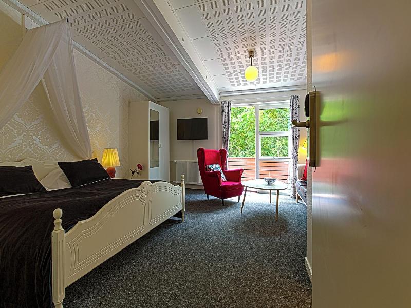 Bromølle Kro image