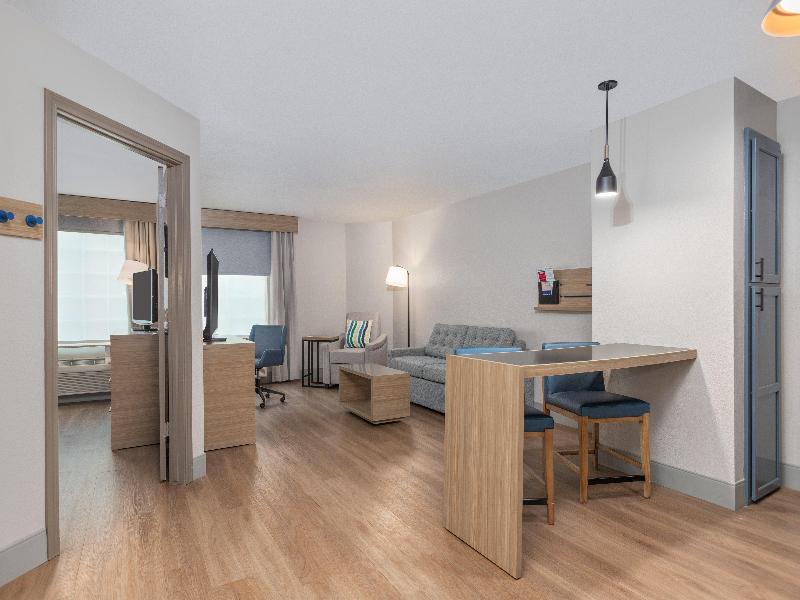 Candlewood Suites Houston (The Woodlands) image