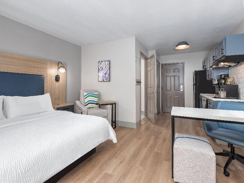 Candlewood Suites Houston (The Woodlands) image