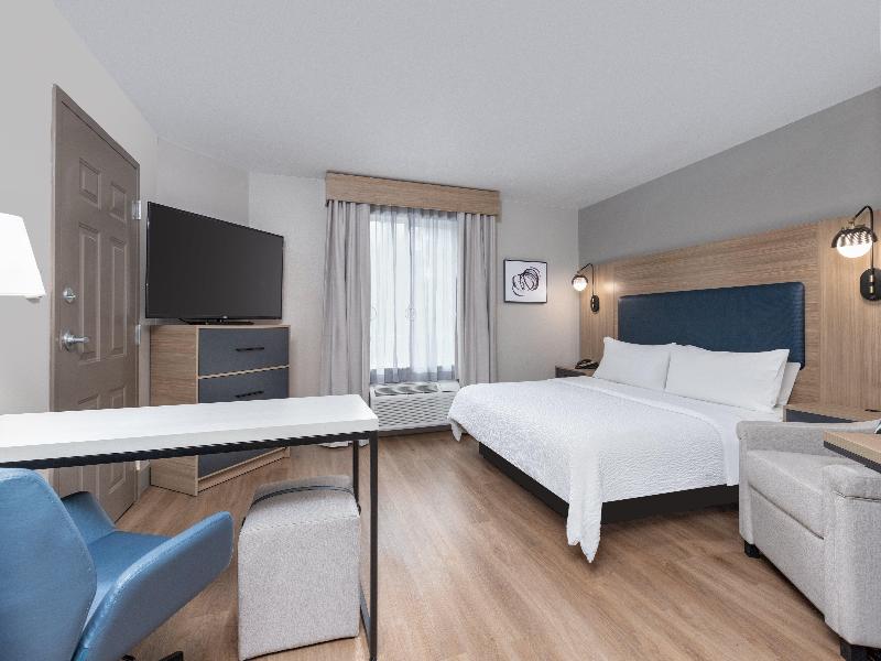 Candlewood Suites Houston (The Woodlands) image