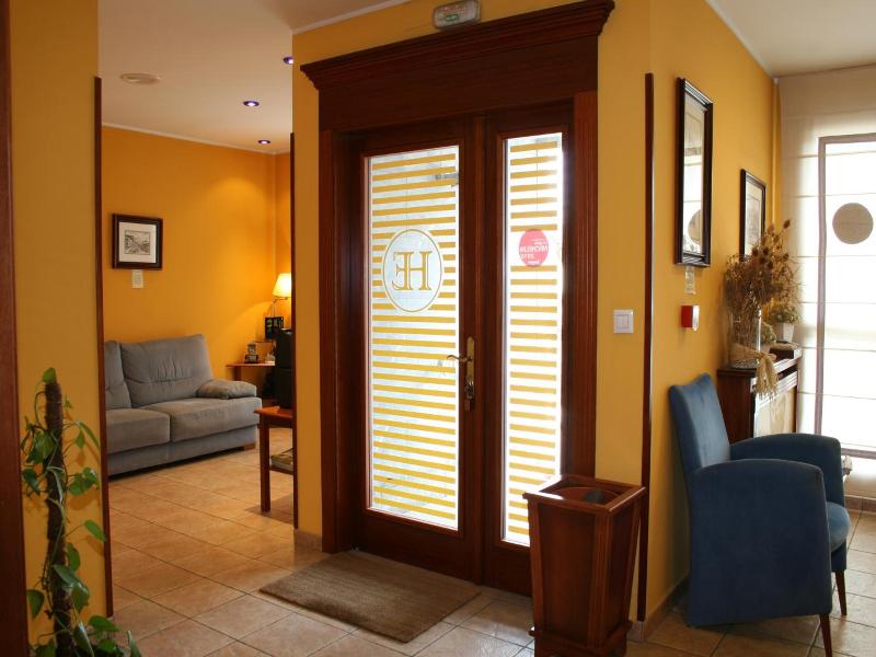 La Estrada image