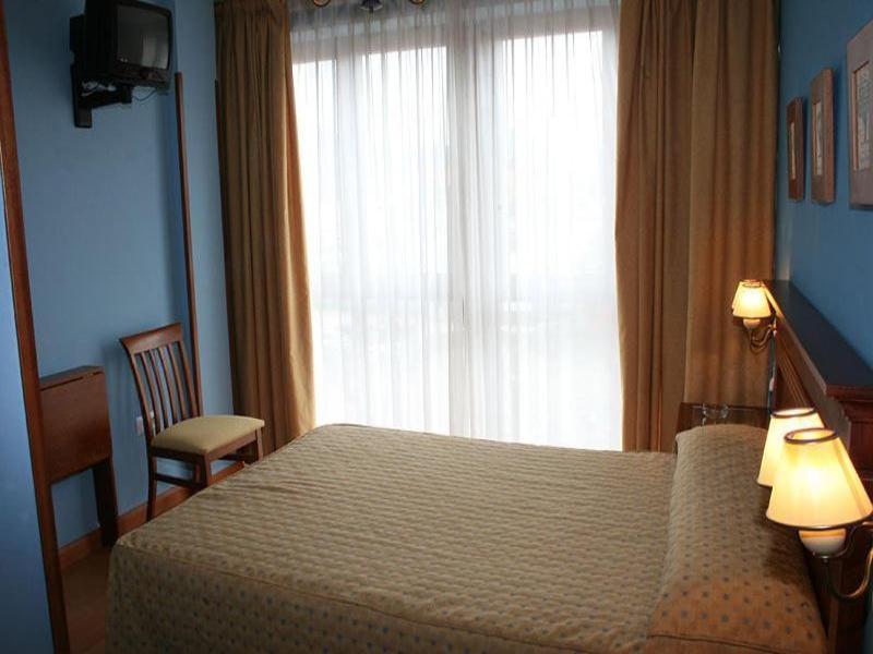La Estrada image