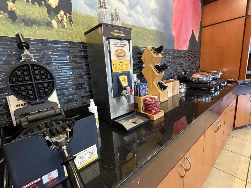 Fairfield Inn Norman image