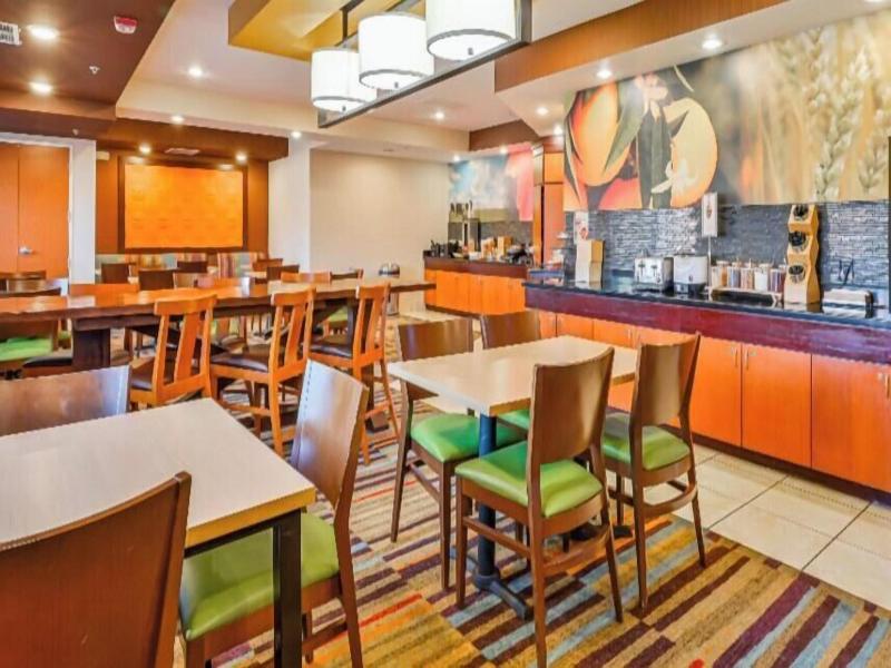 Fairfield Inn Norman image