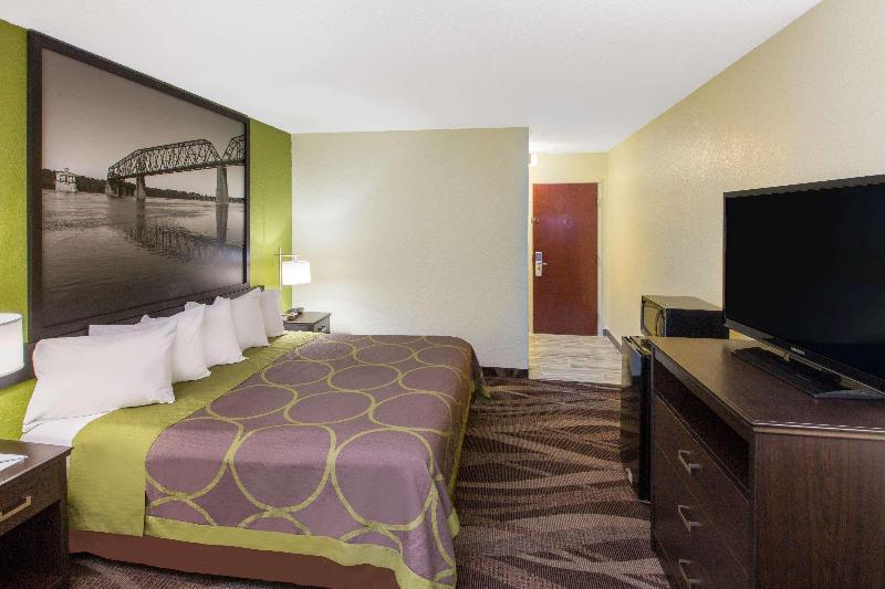 Super 8 by Wyndham Southaven image