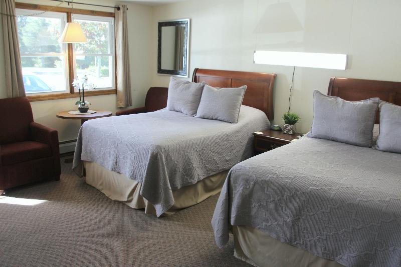 All Seasons Inn image