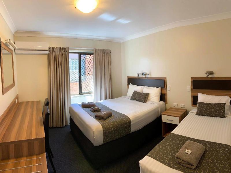 Charleville Motel