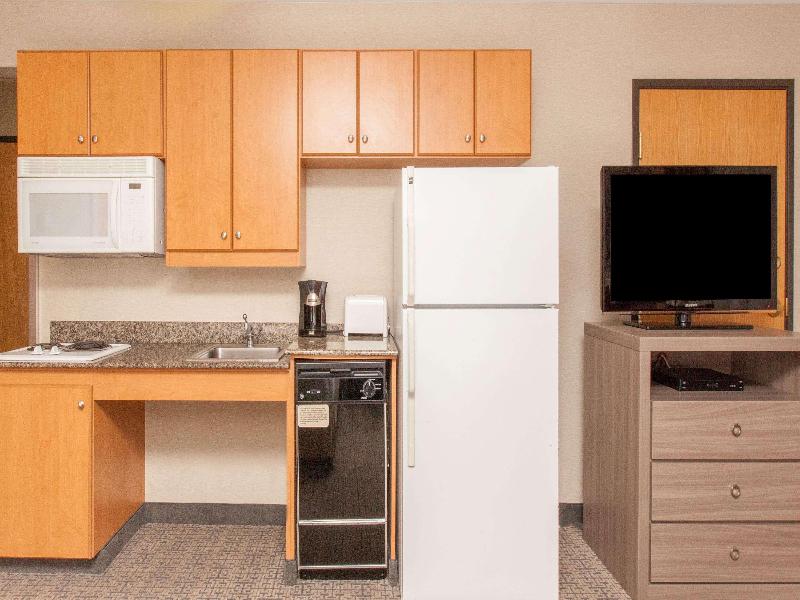 Hawthorn Suites By Wyndham Livermore Wine Country image