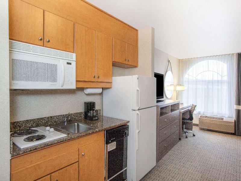Hawthorn Suites By Wyndham Livermore Wine Country image