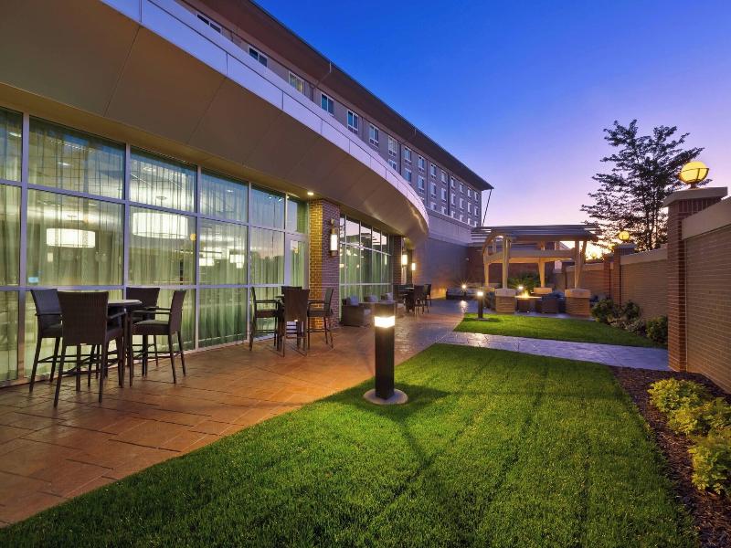 Courtyard Omaha Lavista