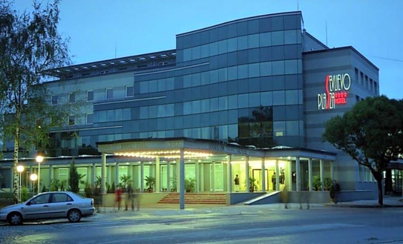 Sevlievo Plaza image