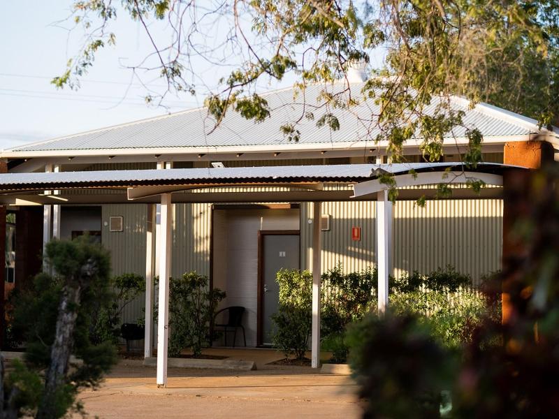 Gidgee Inn — exterior view