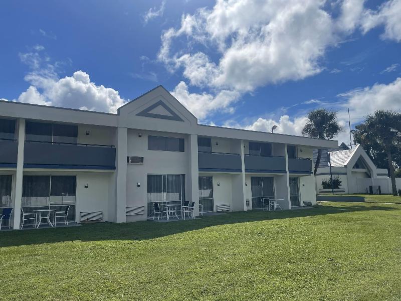 Days Inn By Wyndham Ocala North image
