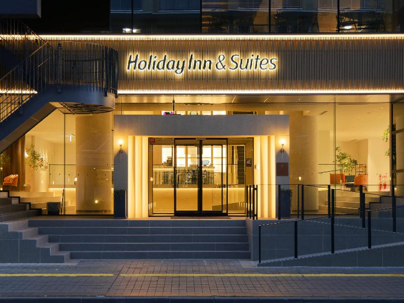 Holiday inn & suites Sapporo Odori Park, by IHG image