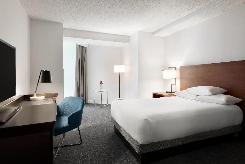 Hyatt Regency Schaumburg image