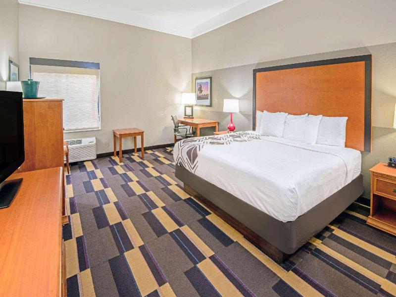La Quinta Inn & Suites Oklahoma City-Moore image