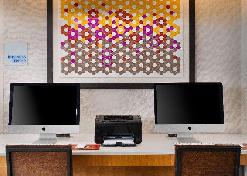 Holiday Inn Express & Suites Olive Branch image