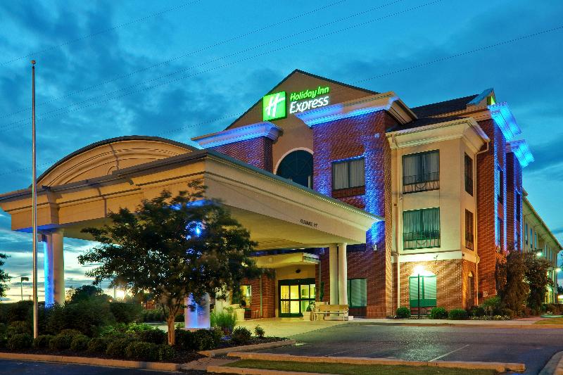 Holiday Inn Express & Suites Olive Branch image