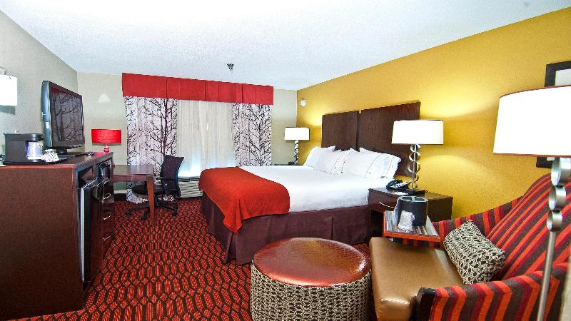 Holiday Inn Express & Suites Olive Branch image