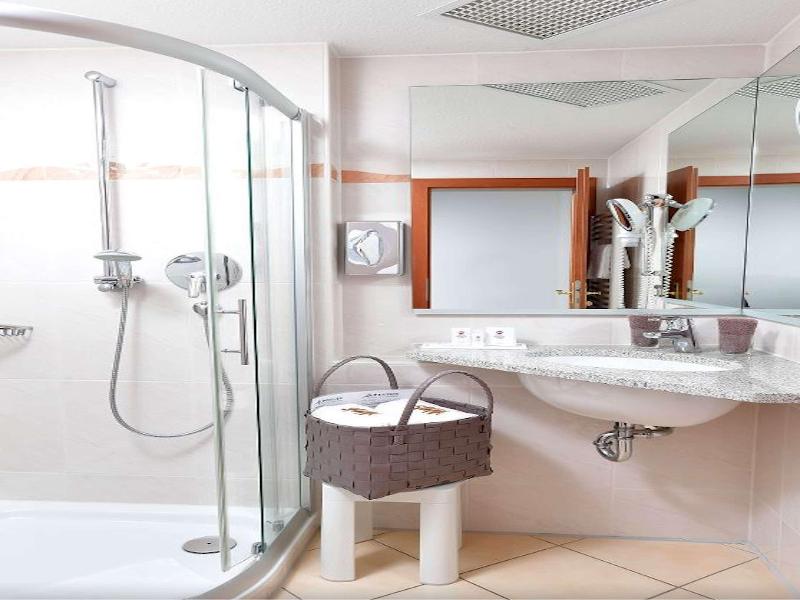 Best Western Plus Hotel Alpenhof image