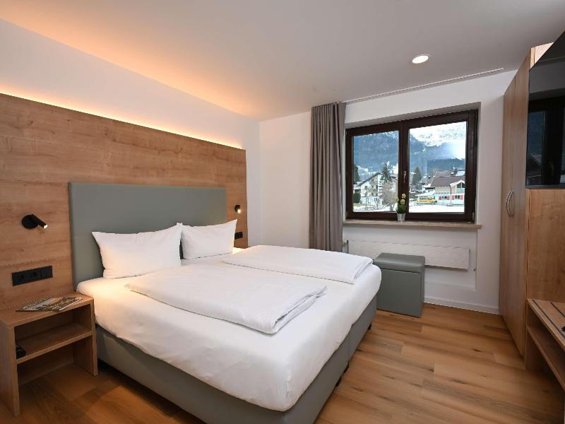 Best Western Plus Hotel Alpenhof image