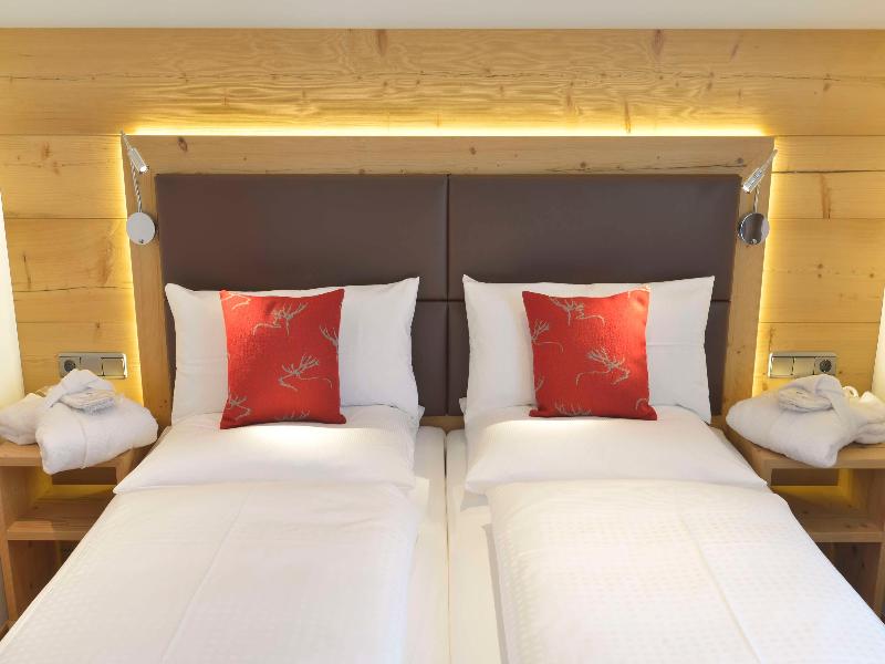 Best Western Plus Hotel Alpenhof image