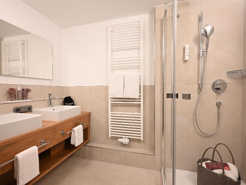 Best Western Plus Hotel Alpenhof image