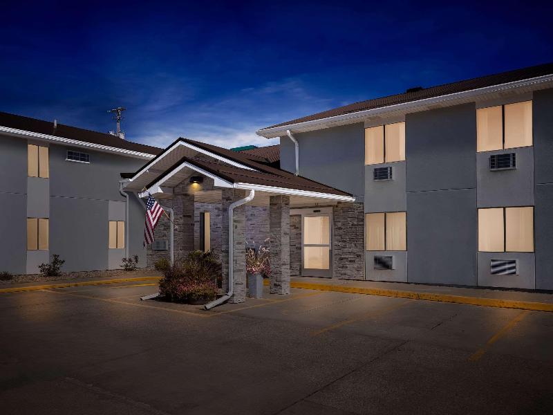 Quality Inn Oskaloosa image