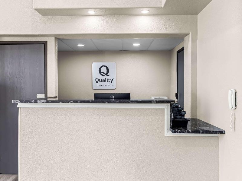 Quality Inn Oskaloosa image