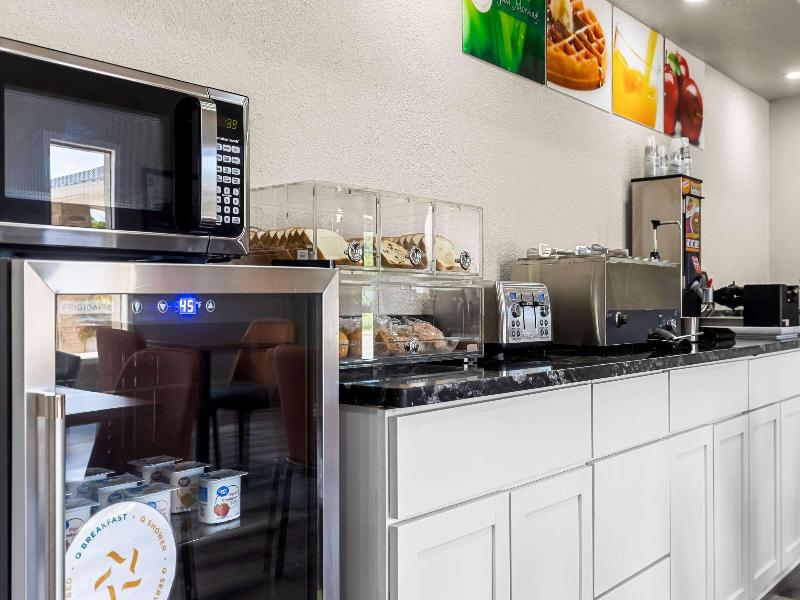 Quality Inn Oskaloosa image