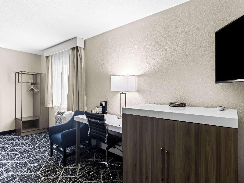 Quality Inn Oskaloosa image
