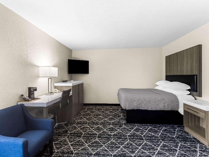 Quality Inn Oskaloosa image