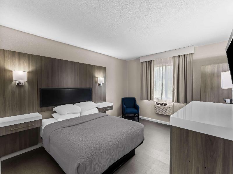 Quality Inn Oskaloosa image
