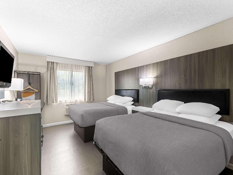 Quality Inn Oskaloosa image