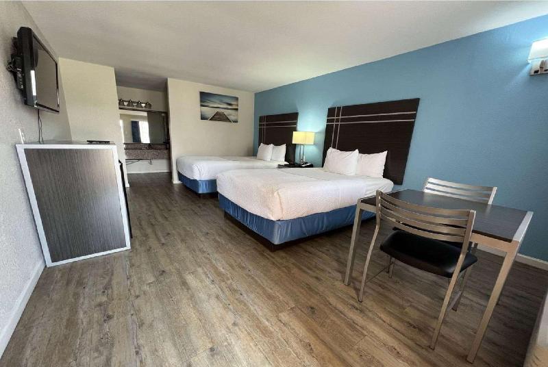 Days Inn by Wyndham Orange image