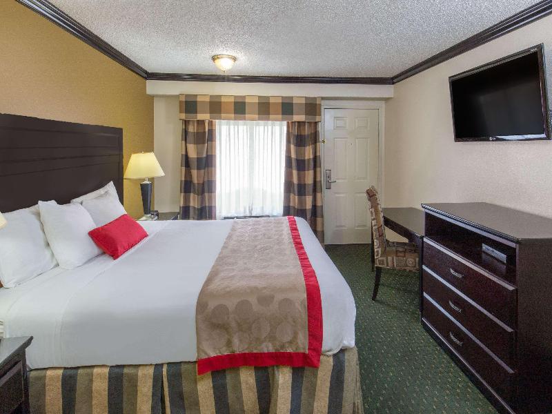 Ramada By Wyndham Ontario image