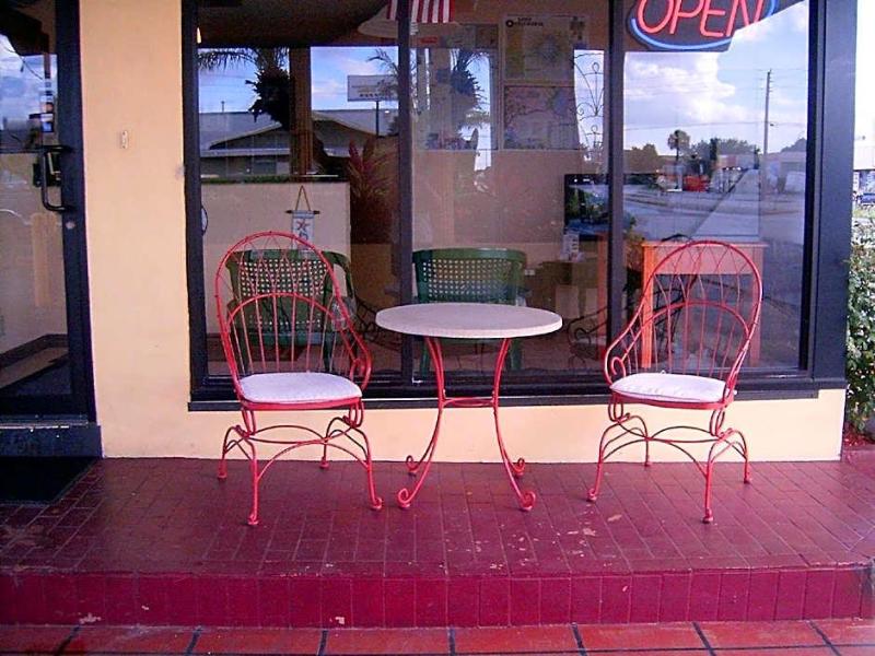 Budget Inn Okeechobee image