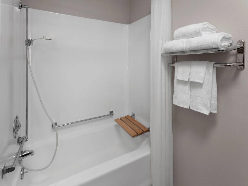 DOUBLE Accessible KING SIZE BED