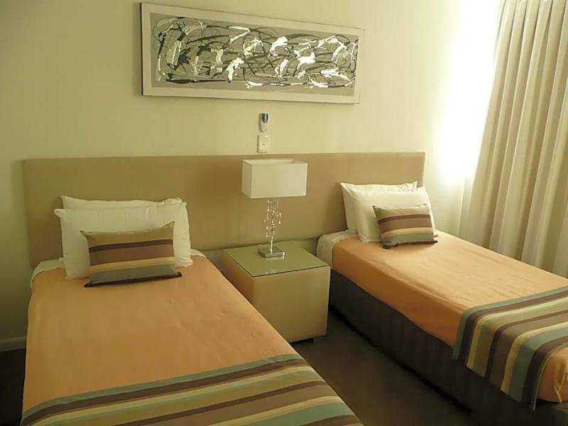 Grosvenor Beachfront Apartments image