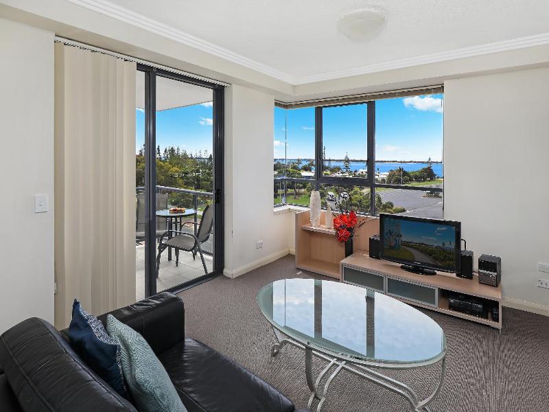 Aqualine Apartments image