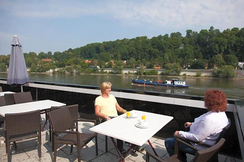 Rotel Inn image