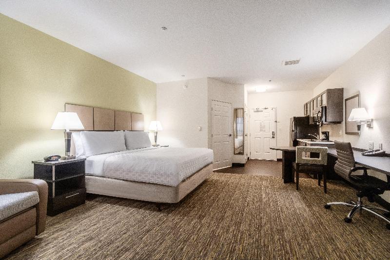 Candlewood Suites Portland-Airport photo 23