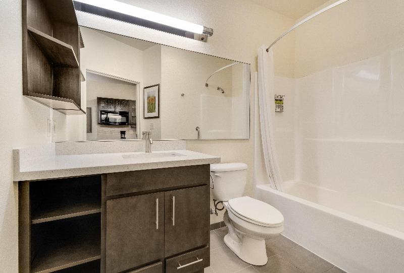 Candlewood Suites Portland-Airport photo 24