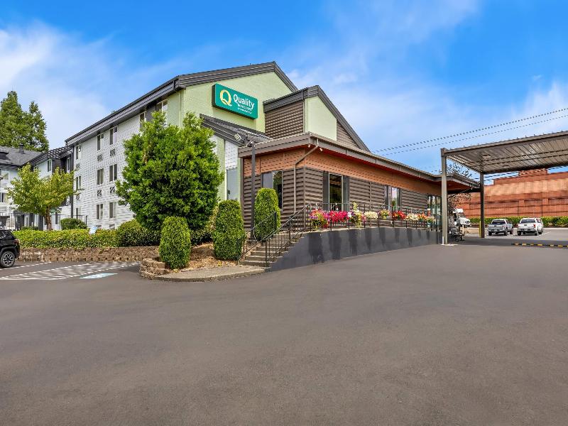 Quality Inn & Suites Clackamas image
