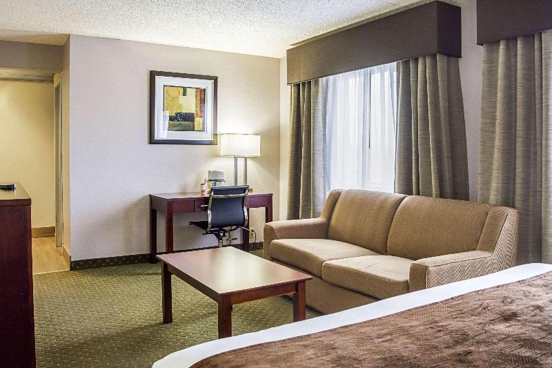 Quality Inn & Suites Clackamas image